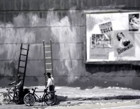 Backstage in small scale